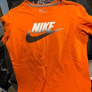 Nike bundle tops